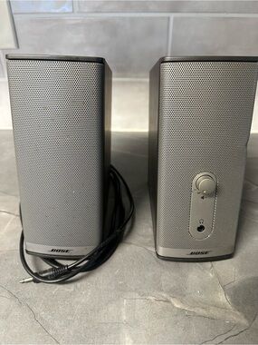 Bose Companion 2 Desktop Portable Multimedia Stereo Speakers